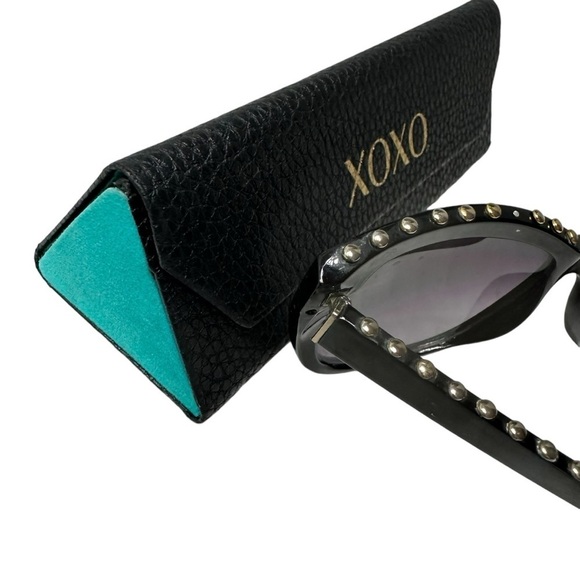XOXO Black Women's Sunglasses with Silve Beads, Hard Case - Picture 3 of 10